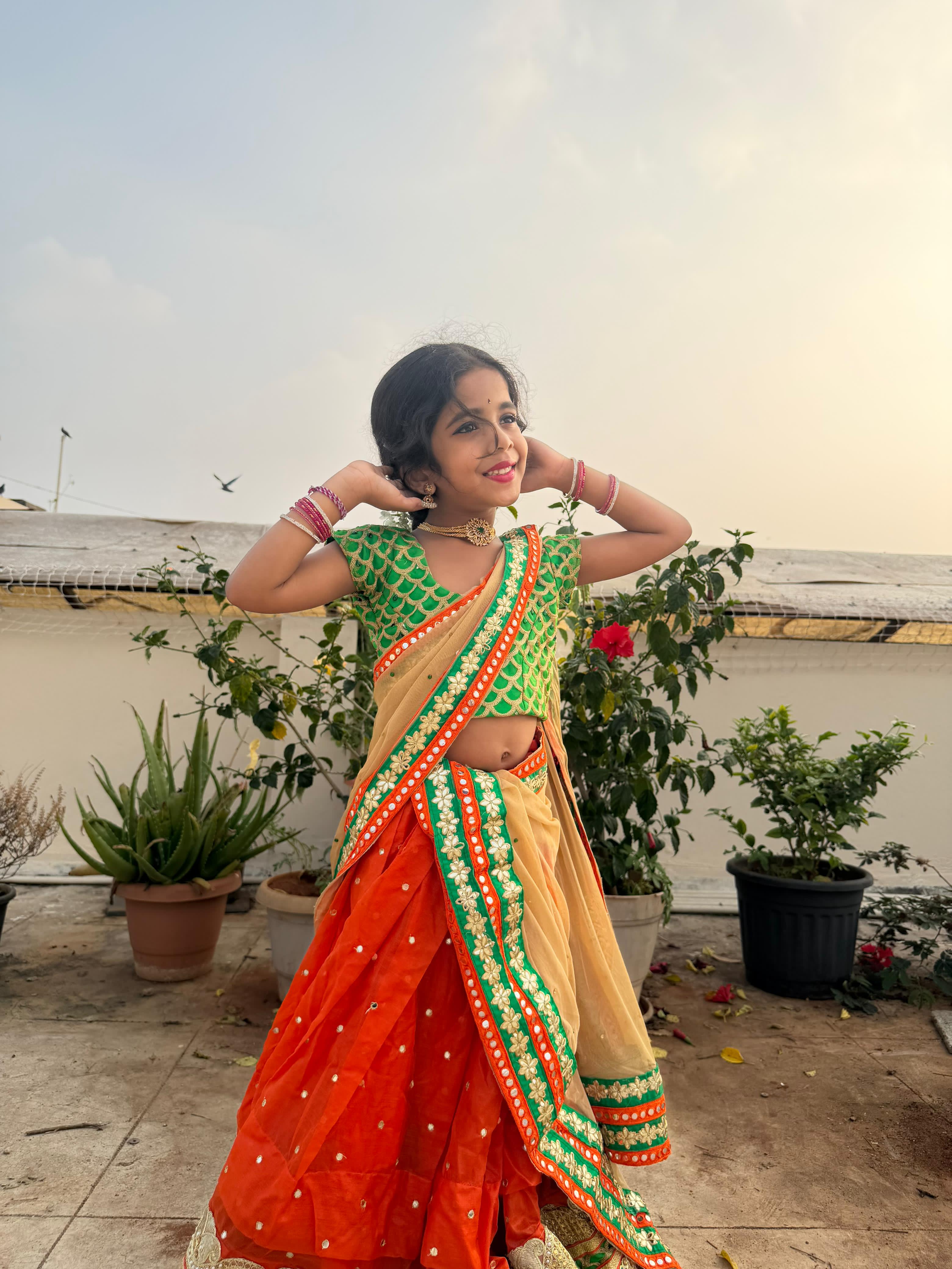 Aruhi on set